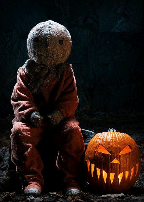 Gifs de Halloween Assustadores: Aterrorize seus Amigos!